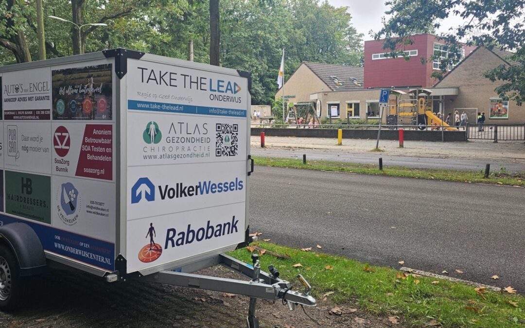 TAKE THE LEAD SPONSORT AANHANGWAGEN